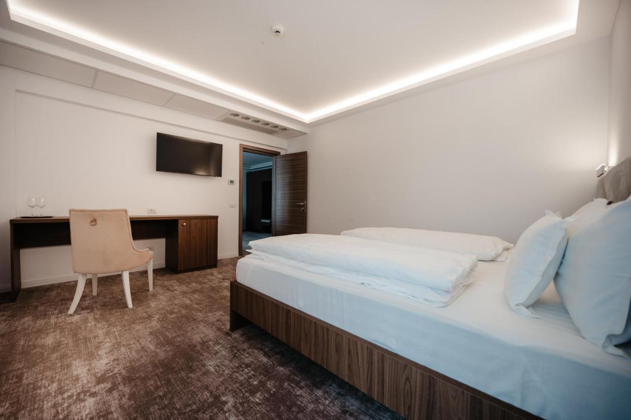 Hotel Ariata Scheia Extérieur photo