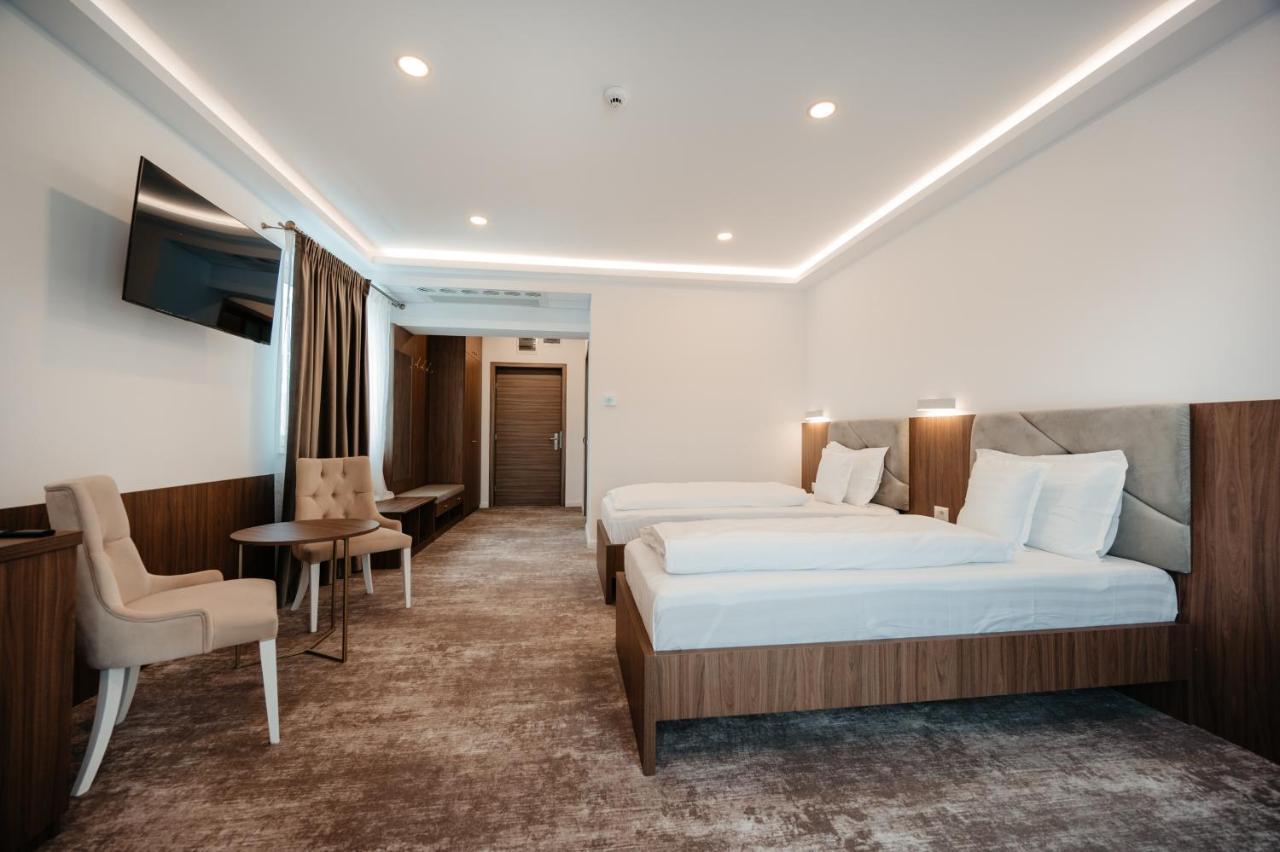 Hotel Ariata Scheia Extérieur photo